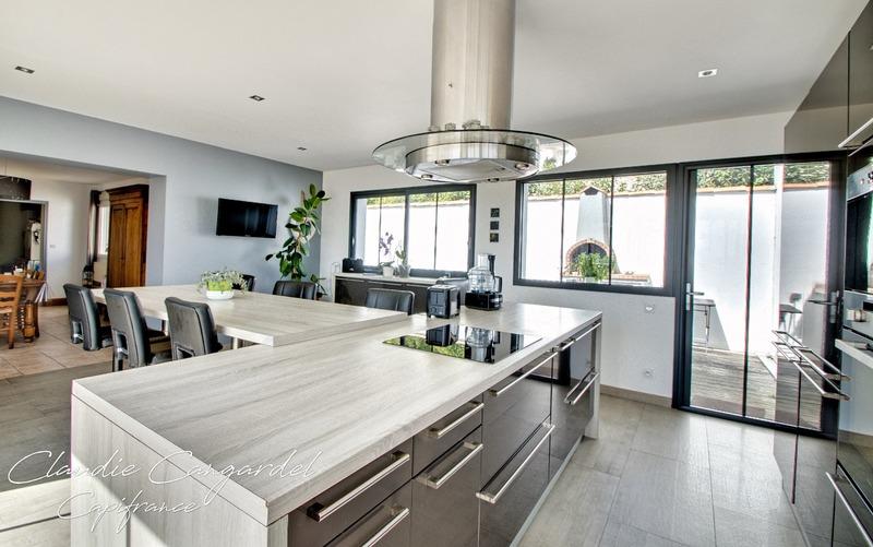 Maison - 151 m² - 5 pièces