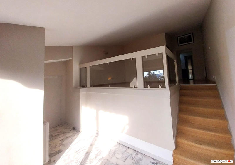 Appartement - 60 m² - 2 pièces