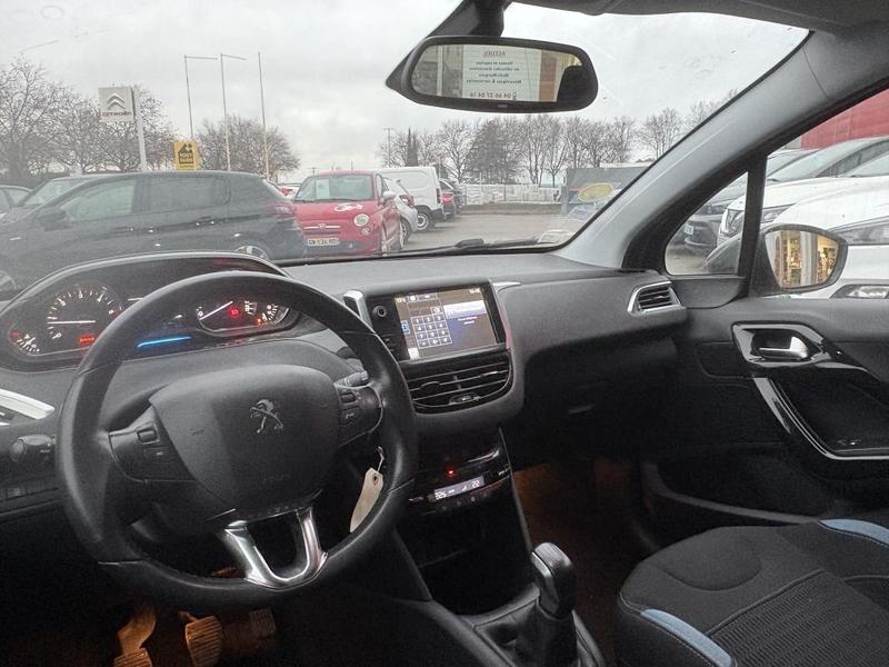 Peugeot 208 1.6hdi 92cv Allure Bvm5