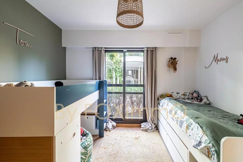 Appartement - 115 m² - 5 pièces