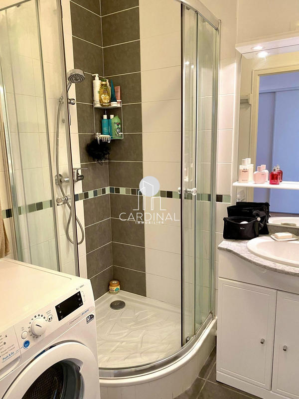 Appartement - 49 m² - 2 pièces