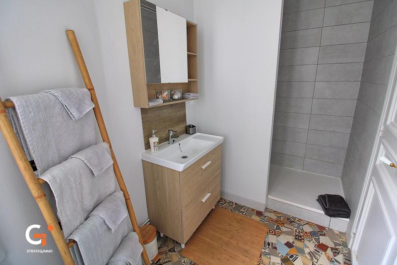Appartement - 79 m² - 5 pièces