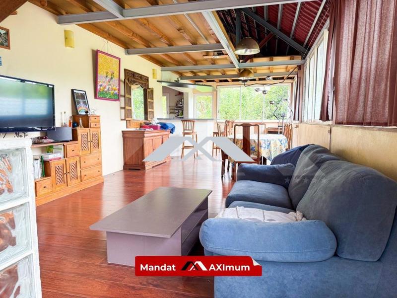 Maison - 400 m² - 10 pièces