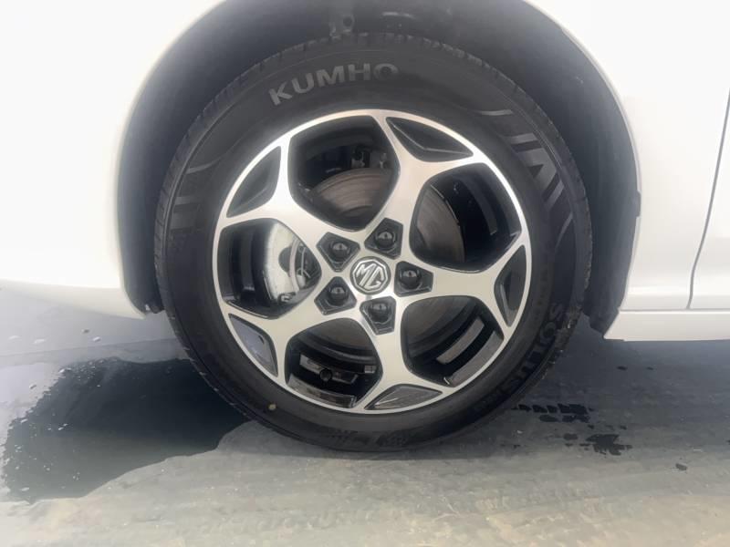 Mg mg3 1.5 l Hybrid+ 195 ch Luxury