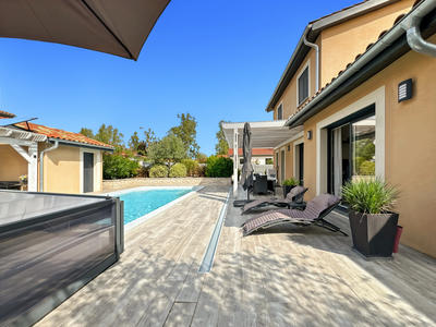 Villa - 160 m² - 6 pièces