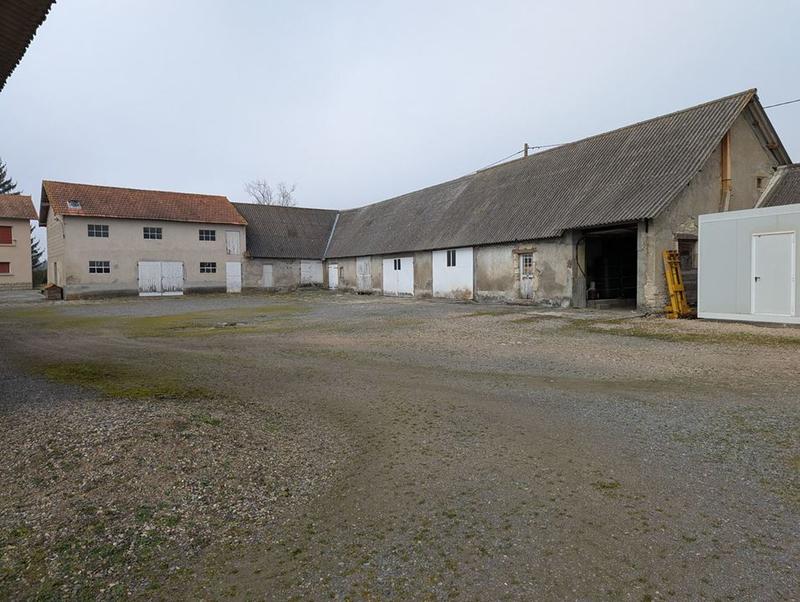 Maison traditionnelle - 170 m² - 6 pièces