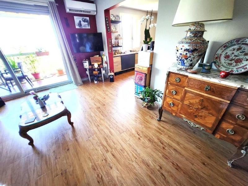 Appartement - 80 m² - 4 pièces