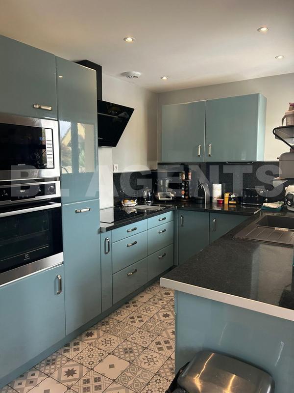 Maison - 150 m² - 5 pièces