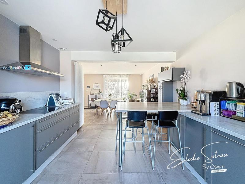 Maison - 144 m² - 7 pièces