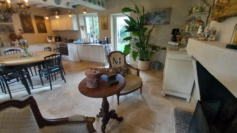 Maison - 150 m² - 5 pièces