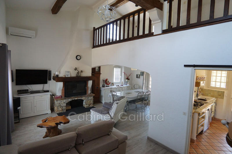 Villa - 180 m² - 5 pièces