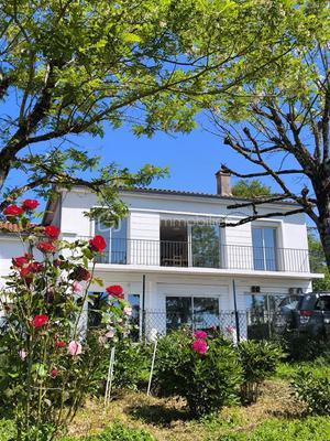 Propriété - 200 m² - 7 pièces