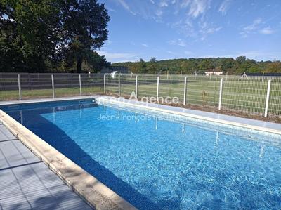 Terrain constructible - 4 860 m²