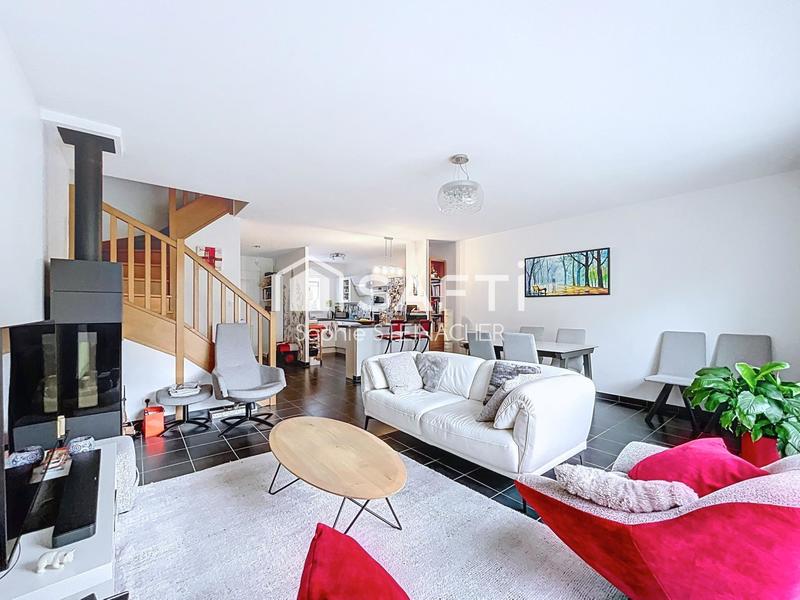 Maison - 135 m² - 6 pièces