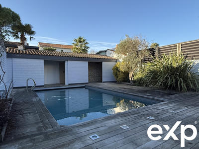 Maison - 178 m² - 5 pièces