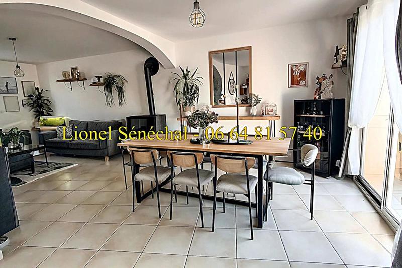 Maison - 120 m² - 9 pièces