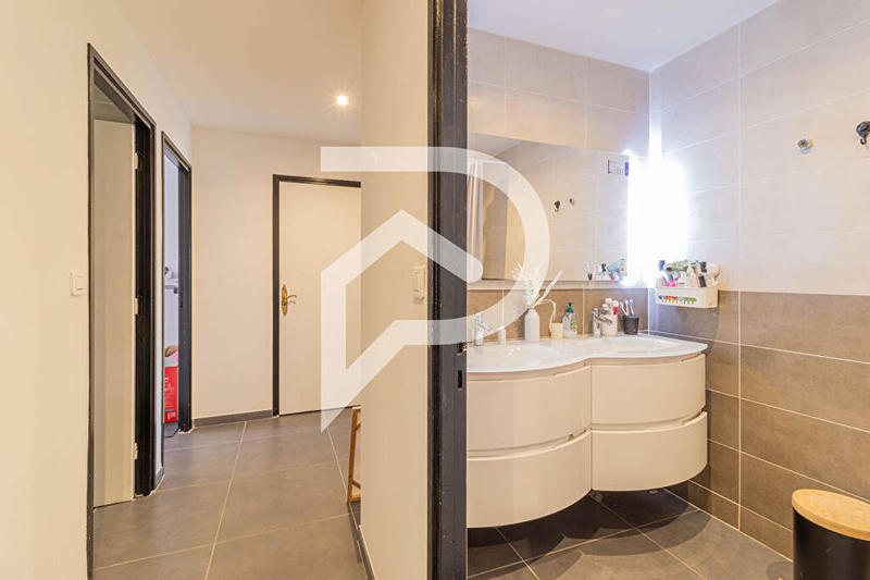 Appartement - 108 m² - 4 pièces