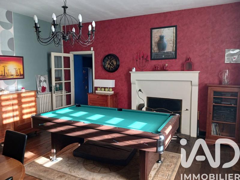 Maison - 226 m² - 8 pièces