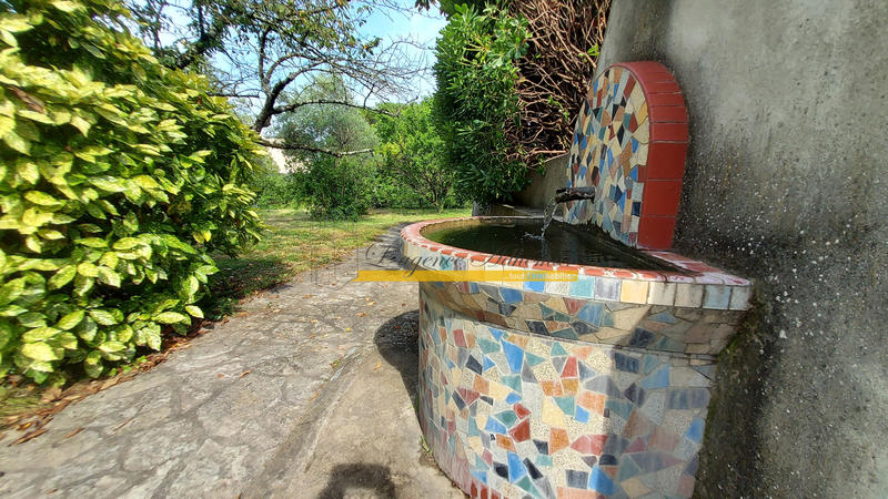 Maison - 293 m² - 13 pièces