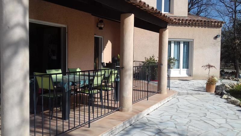 Villa - 220 m² - 5 pièces