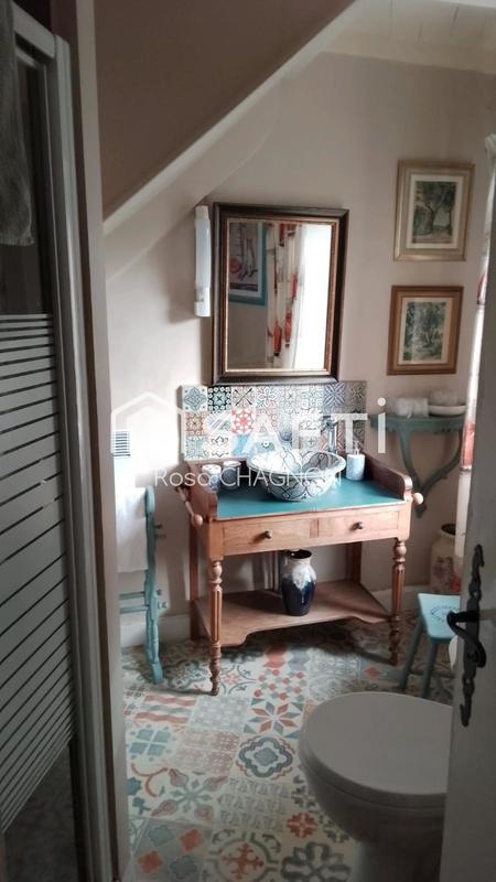 Maison - 270 m² - 10 pièces