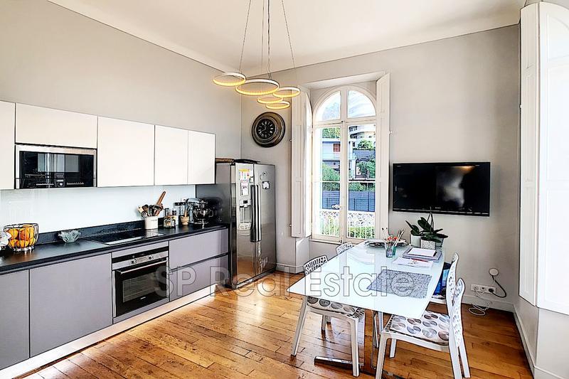 Appartement - 92 m² - 4 pièces