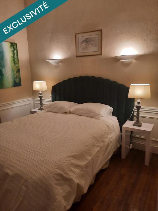 Maison - 200 m² - 10 pièces