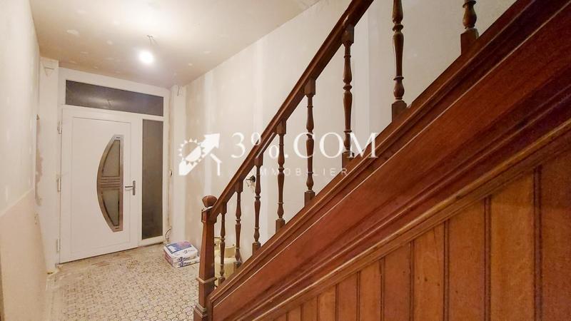 Maison de village - 200 m² - 10 pièces