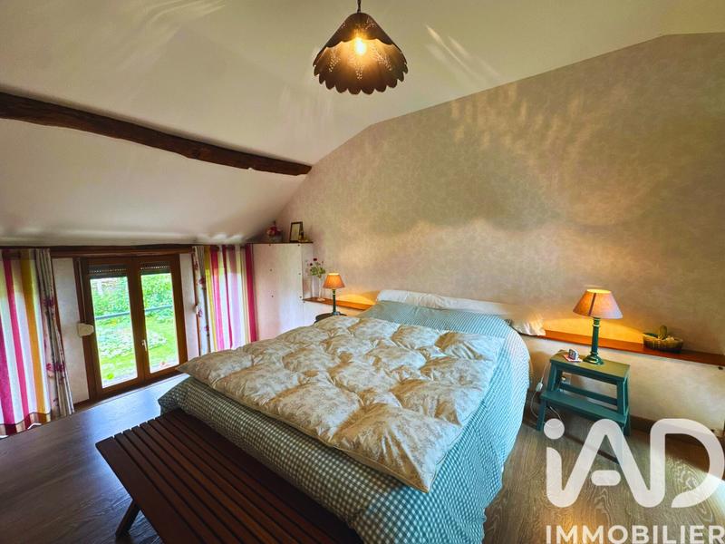 Maison - 197 m² - 7 pièces