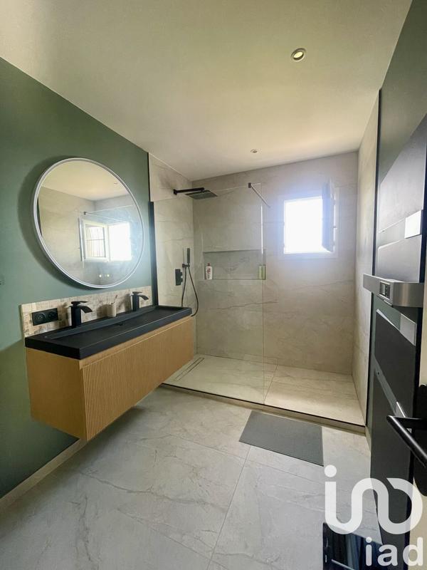 Maison - 93 m² - 4 pièces