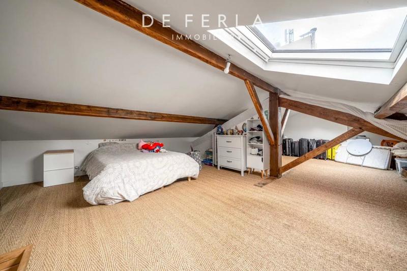 Duplex - 142 m² - 5 pièces