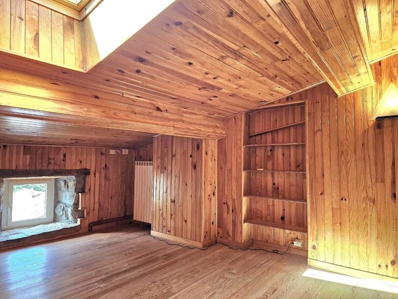 Propriété - 202 m² - 10 pièces