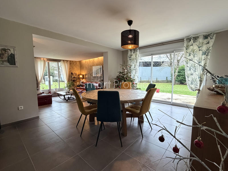 Maison - 158 m² - 6 pièces