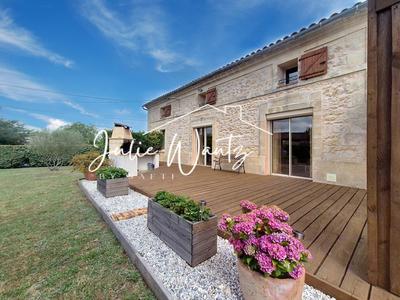 Maison - 170 m² - 6 pièces