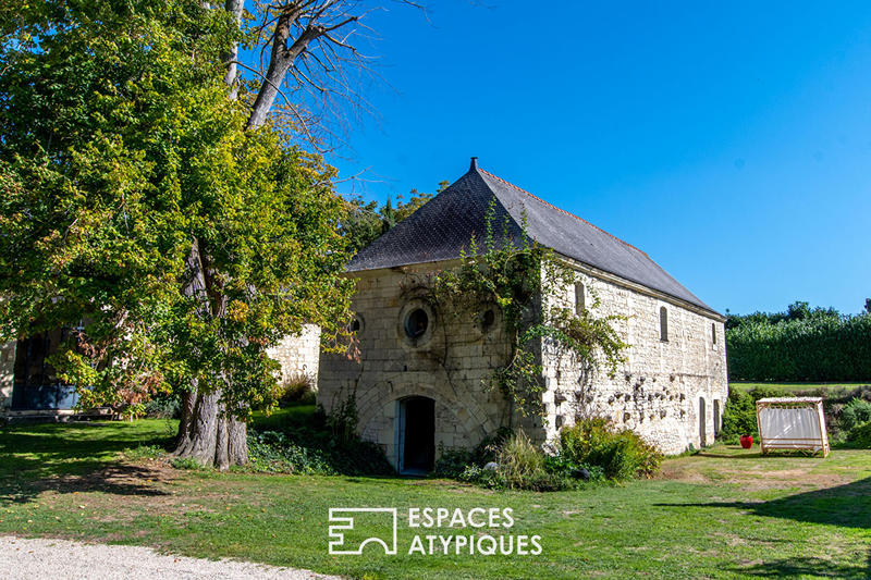 Demeure - 410 m² - 11 pièces