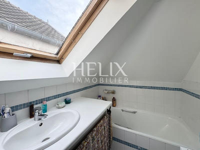 Appartement - 137 m² - 6 pièces