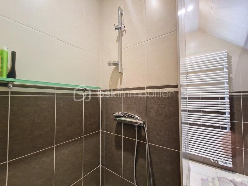 Pavillon - 102 m² - 6 pièces