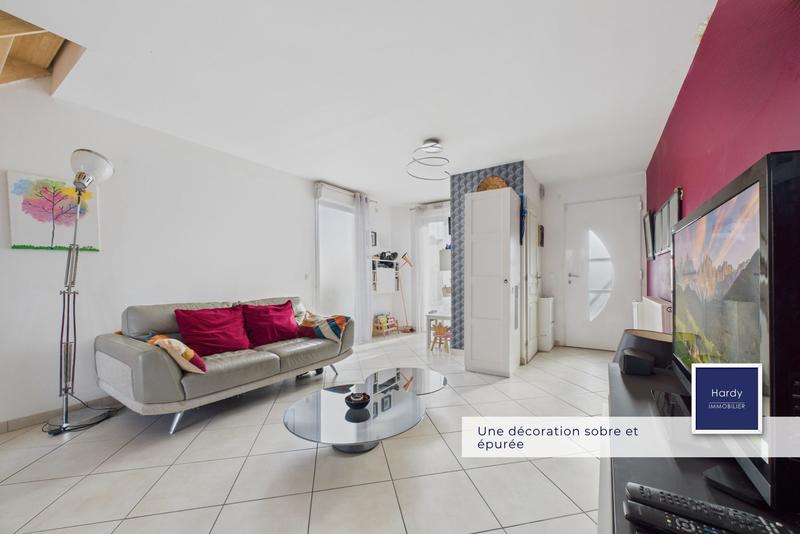 Maison - 98 m² - 4 pièces