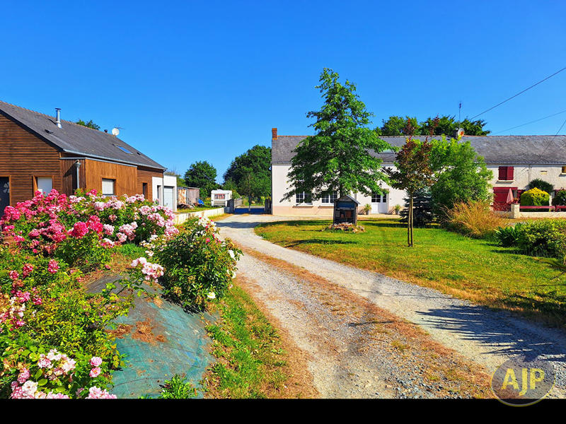 Maison - 158 m² - 7 pièces