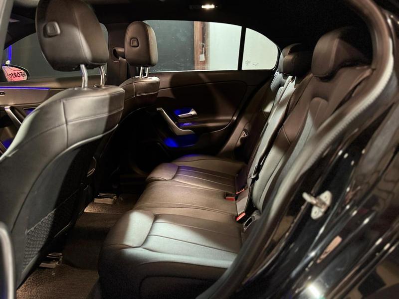 Mercedes Classe a 200 1.3 Ti Progressive Line 7g-Dct 163ch Toit ouvrant, Apple CarPlay, Sièges chauffants