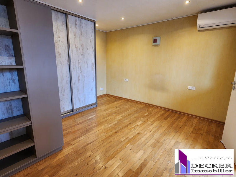 Maison - 137 m² - 5 pièces