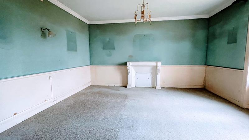 Maison ancienne - 160 m² - 7 pièces