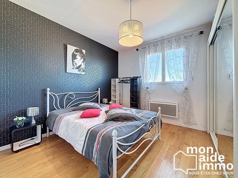 Maison traditionnelle - 164 m² - 6 pièces