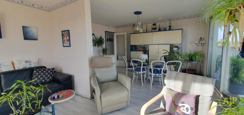 Appartement - 80 m² - 3 pièces