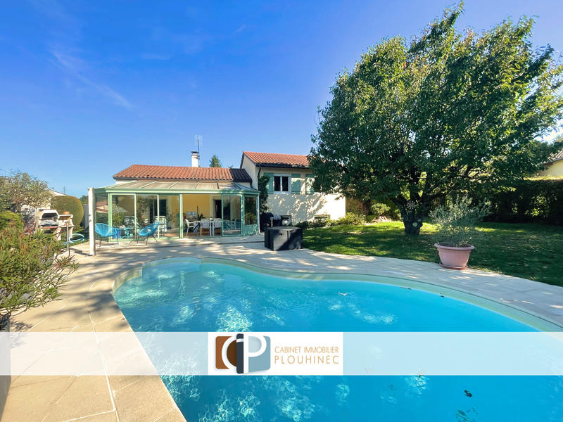 Maison - 136 m² - 6 pièces