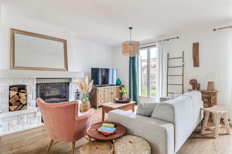 Maison - 98 m² - 4 pièces