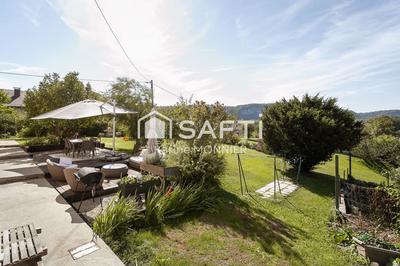 Maison - 548 m² - 16 pièces