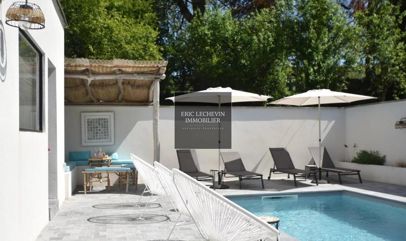 Château - 350 m² - 10 pièces