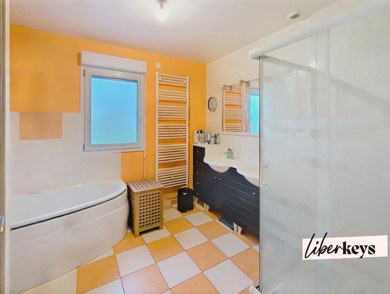 Maison d'architecte - 135 m² - 6 pièces