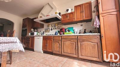 Maison - 244 m² - 5 pièces